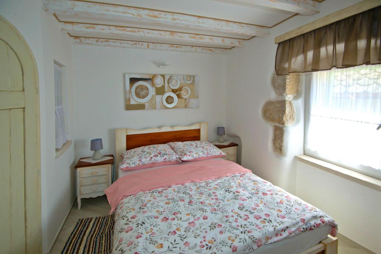 Apartment Sanjin More Antique 巴斯卡 外观 照片